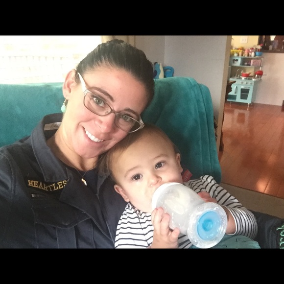 Meet your Posher, Leslie - Picture 1 of 1